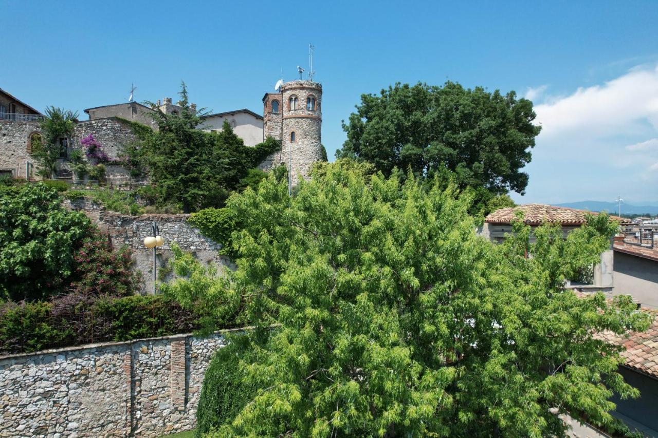 Steps From The Lake - Charme In The Inner City Desenzano del Garda Exteriör bild