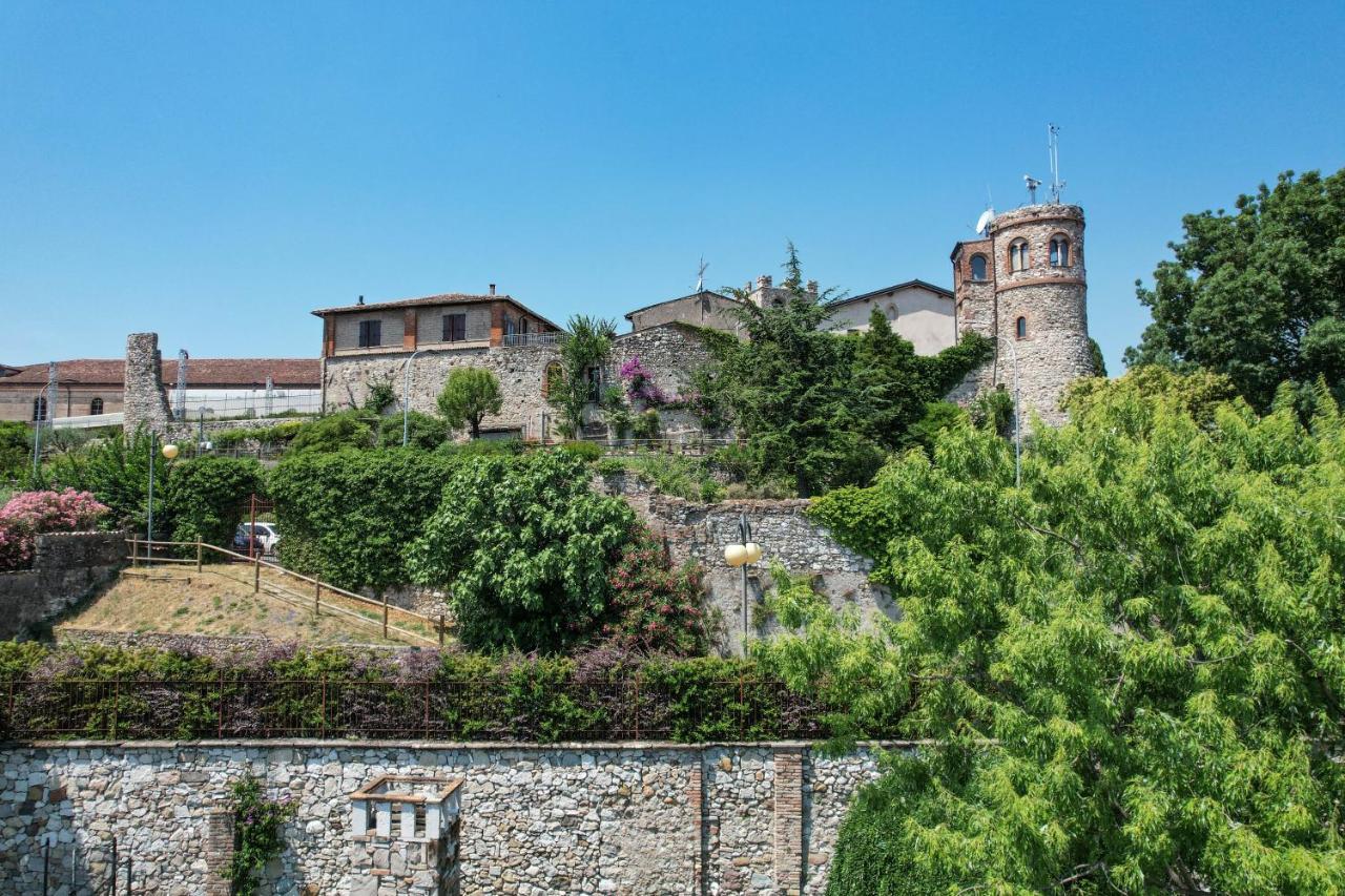 Steps From The Lake - Charme In The Inner City Desenzano del Garda Exteriör bild